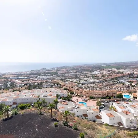 The Sunset Views Costa Adeje, Heated Pool Apartmán