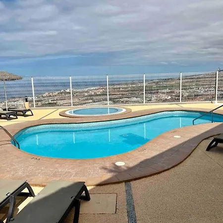 The Sunset Views Costa Adeje, Heated Pool Апартаменты Адехе
